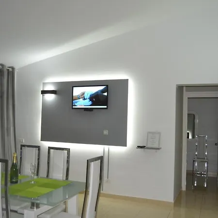Apartament Island Village Lägenhet