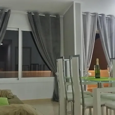 Apartament Island Village *